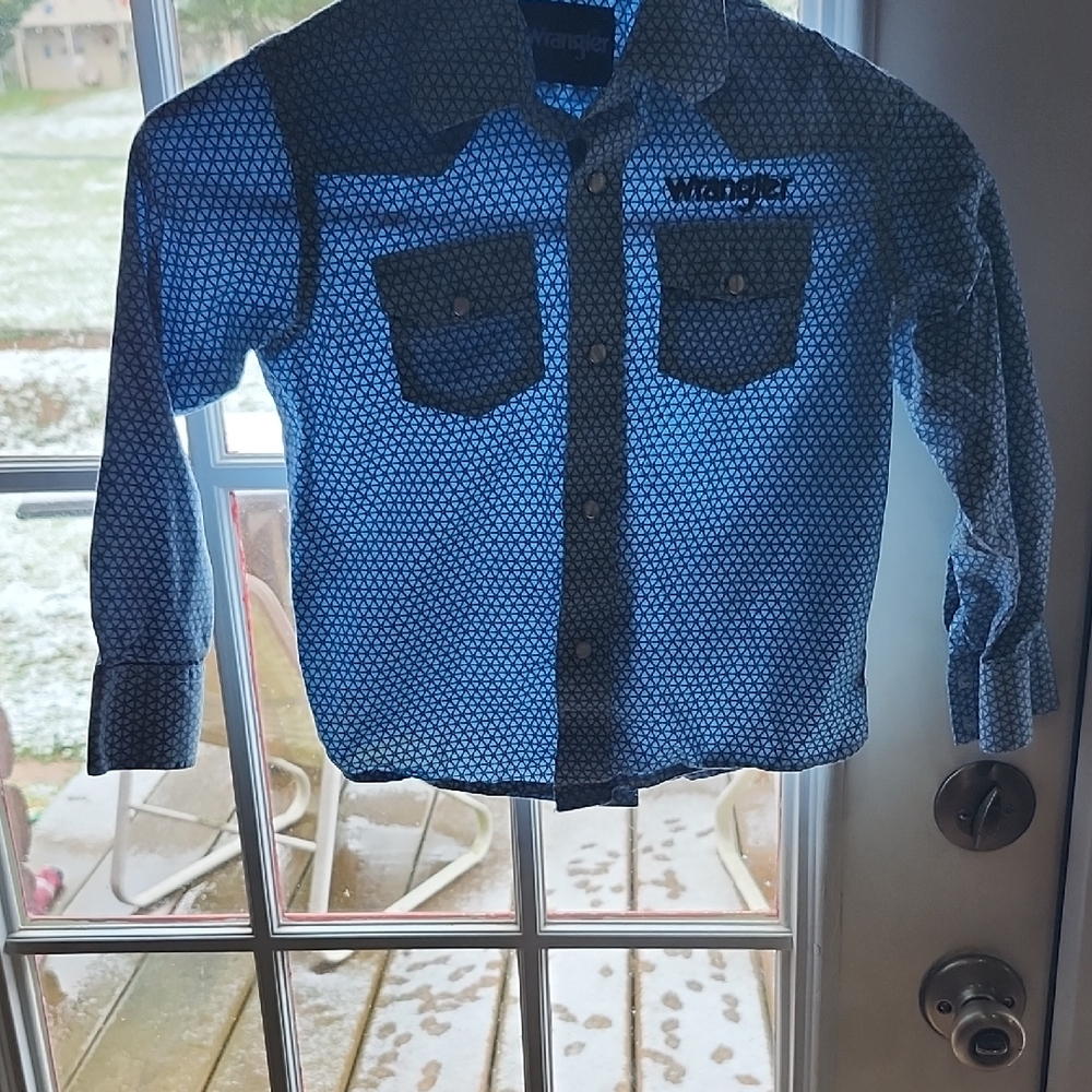 *Wrangler Navy Geometric Print Button-Down Shirt